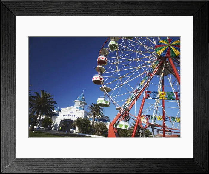 Framed Print : Ferris wheel outside Boardwalk entertainment complex, Summerstrand, Port Elizabeth Framed Print : Ferris wheel outside Boardwalk entertainment complex, Summerstrand, Port Elizabeth