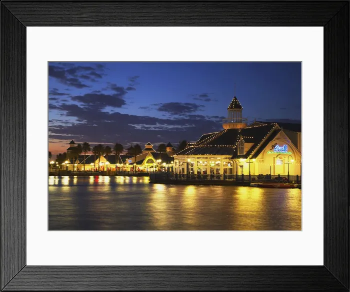 Framed Print : The Boardwalk entertainment complex at dusk, Summerstrand, Port Elizabeth, Eastern Cape Framed Print : The Boardwalk entertainment complex at dusk, Summerstrand, Port Elizabeth, Eastern Cape
