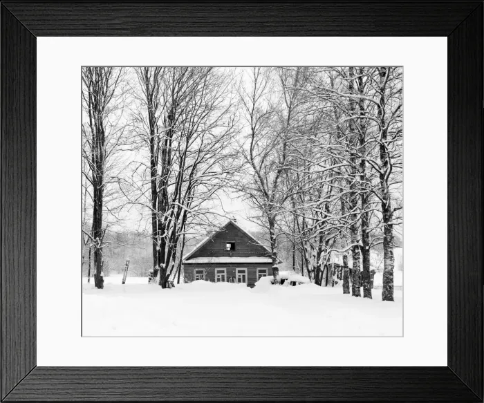 Framed Print : Traditional countryside house, Staraya Ladoga, Leningrad Region, Russia Framed Print : Traditional countryside house, Staraya Ladoga, Leningrad Region, Russia