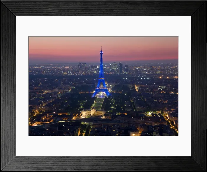 Framed Print : Eiffel Tower, Paris, France Framed Print : Eiffel Tower, Paris, France