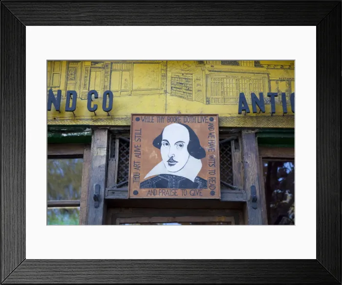 Framed Print : Shakespeare and Company bookshop, Latin Quarter, Paris, France Framed Print : Shakespeare and Company bookshop, Latin Quarter, Paris, France