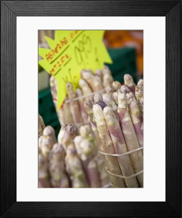 Framed Print : Asparagus in market, Rue Mouffetard, Latin Quarter, Paris, France Framed Print : Asparagus in market, Rue Mouffetard, Latin Quarter, Paris, France