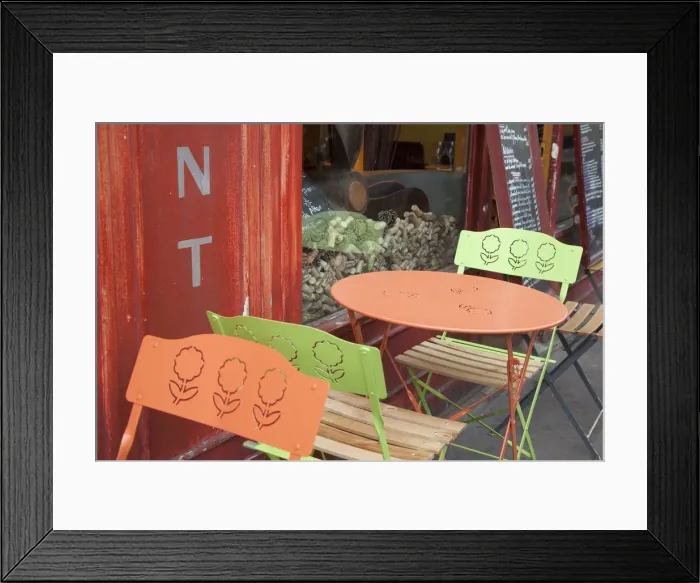 Framed Print : Cafe / Restaurant, Rive Gauche, Paris, France Framed Print : Cafe / Restaurant, Rive Gauche, Paris, France