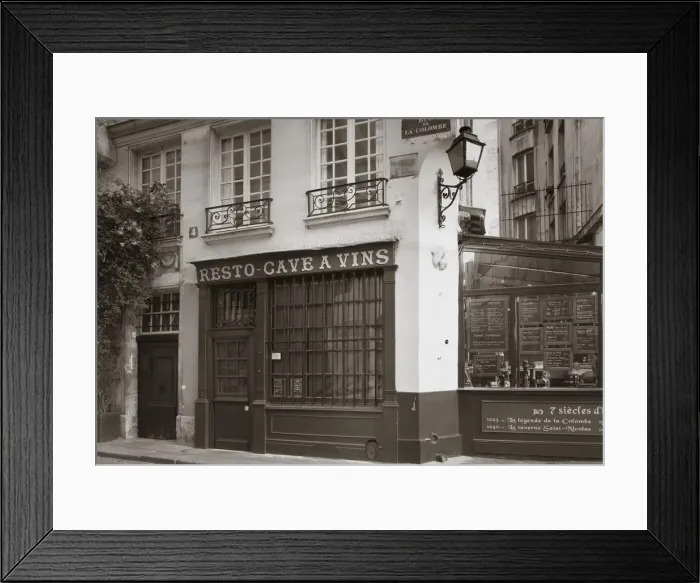Framed Print : Cafe / Brasserie, Ile de la Cite, Paris, France Framed Print : Cafe / Brasserie, Ile de la Cite, Paris, France