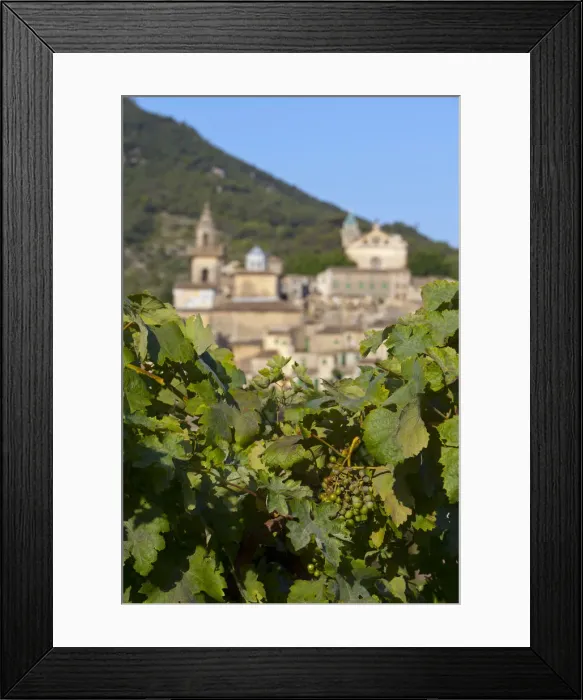 Framed Print : Valldemossa, Mallorca, Balearic Islands, Spain Framed Print : Valldemossa, Mallorca, Balearic Islands, Spain