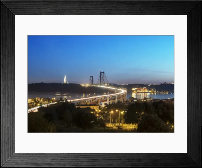 Framed Print : 25 de April bridge (similar to the Golden Gate bridge) across the Tagus river Framed Print : 25 de April bridge (similar to the Golden Gate bridge) across the Tagus river