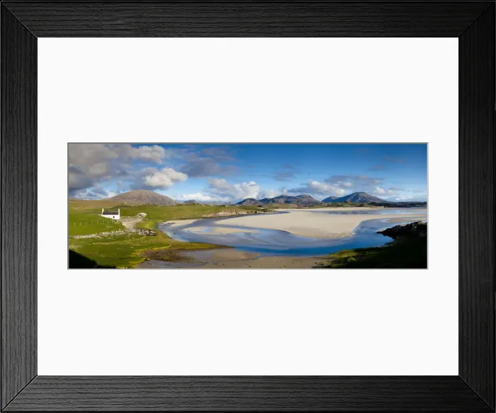 Framed Print : Lone Cottage along Uig Bay, Isle of Lewis, Outer Hebrides, Scotland Framed Print : Lone Cottage along Uig Bay, Isle of Lewis, Outer Hebrides, Scotland