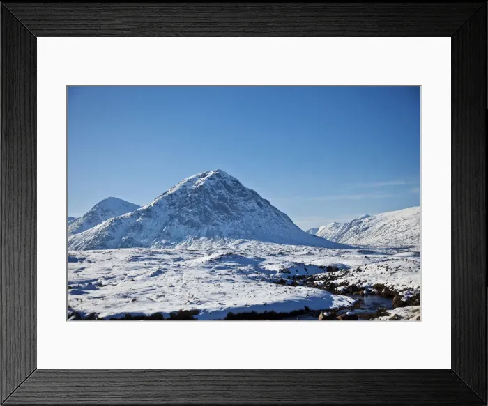 Framed Print : Glen Coe, Scotland. Snow covers the picturesque Glen Coe, with Buachaille Etive Mor Framed Print : Glen Coe, Scotland. Snow covers the picturesque Glen Coe, with Buachaille Etive Mor
