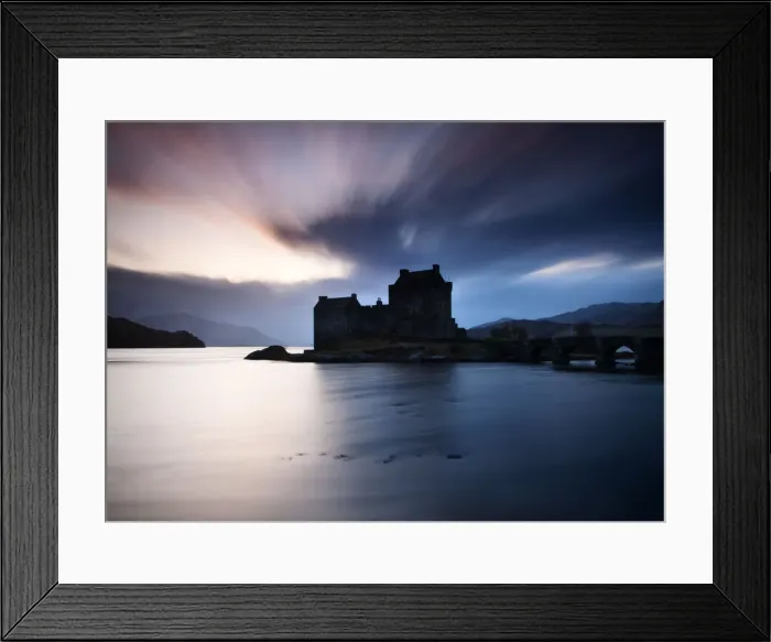 Framed Print : Eilean Donan castle at sunset, Scotland, UK Framed Print : Eilean Donan castle at sunset, Scotland, UK