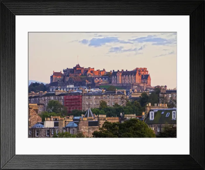 Framed Print : UK, Scotland, Lothian, Edinburgh, Inverleith Park, View of the Edinburgh Castle Framed Print : UK, Scotland, Lothian, Edinburgh, Inverleith Park, View of the Edinburgh Castle
