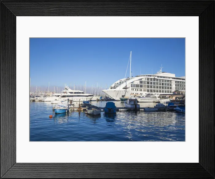 Framed Print : Gibraltar, Ocean Village, Marina bay, Sunborn super-yacht 5 star hotel Framed Print : Gibraltar, Ocean Village, Marina bay, Sunborn super-yacht 5 star hotel