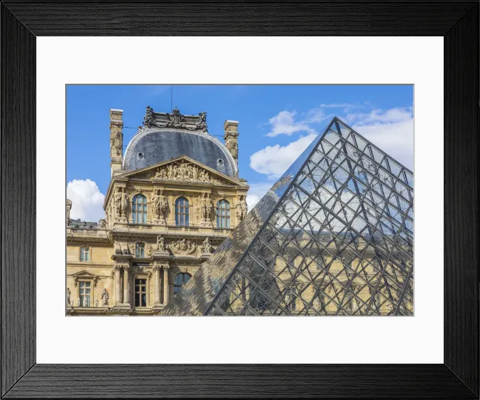 Framed Print : Pyramide du Louvre, Le Louvre, Paris, France Framed Print : Pyramide du Louvre, Le Louvre, Paris, France