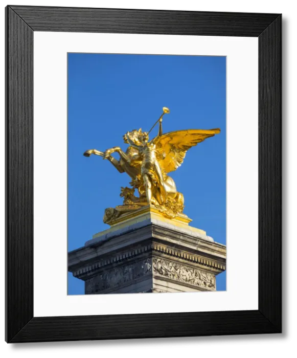 Framed Print : Golden statue on the Pont Alexandre III, Paris, France Framed Print : Golden statue on the Pont Alexandre III, Paris, France