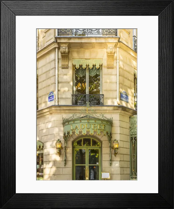 Framed Print : The famous bakery  /  patisserie Laduree, Champs Elysees, Paris, France