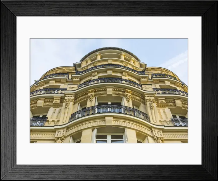 Framed Print : Apartment building, 7th arrondissement, Paris, France Framed Print : Apartment building, 7th arrondissement, Paris, France