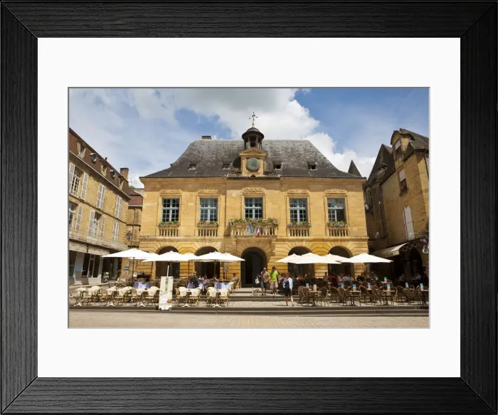Framed Print : Hotel de Ville, Place de la Liberte, Sarlat, Dordogne, France Framed Print : Hotel de Ville, Place de la Liberte, Sarlat, Dordogne, France