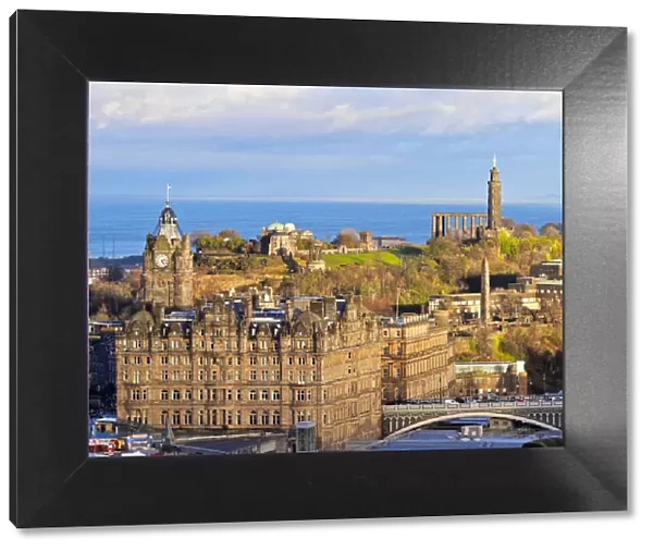 UK, Scotland, Lothian, Edinburgh, The Balmoral Hotel and Calton Hill viewed from the