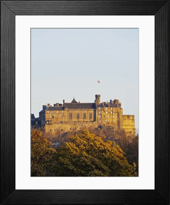 Framed Print : UK, Scotland, Lothian, Edinburgh, View of the Edinburgh Castle illuminated by the sunrise Framed Print : UK, Scotland, Lothian, Edinburgh, View of the Edinburgh Castle illuminated by the sunrise