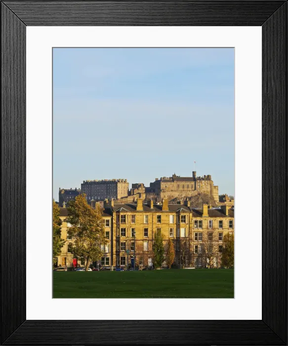 Framed Print : UK, Scotland, Lothian, Edinburgh, View of the Edinburgh Castle illuminated by the sunrise Framed Print : UK, Scotland, Lothian, Edinburgh, View of the Edinburgh Castle illuminated by the sunrise