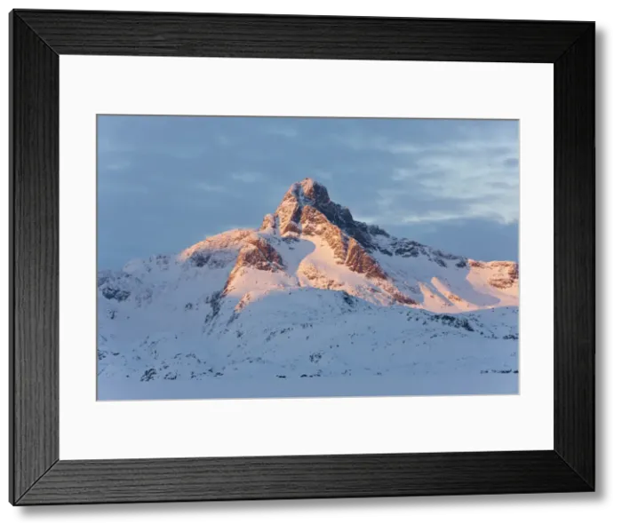 Framed Print : King Oscar Fjord and Polhejmfjell Mountain at sunset, Tasiilaq, E. Greenland Framed Print : King Oscar Fjord and Polhejmfjell Mountain at sunset, Tasiilaq, E. Greenland