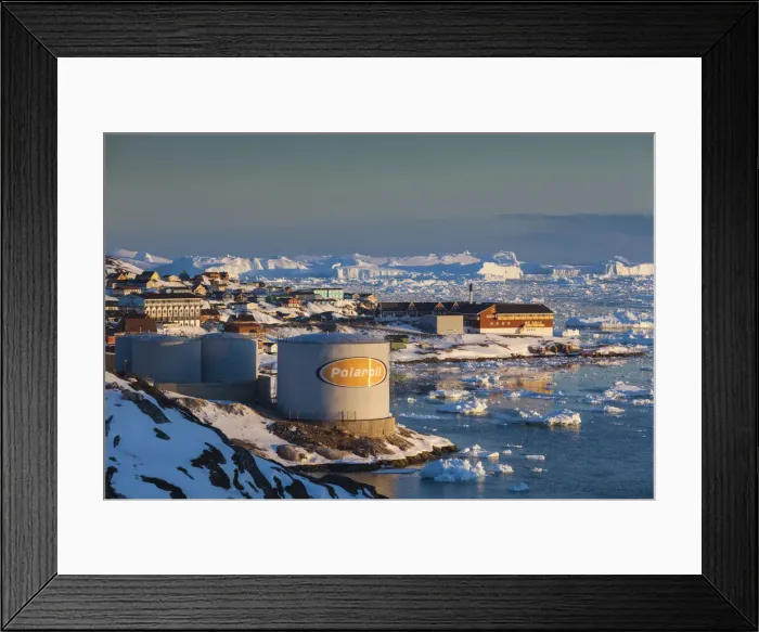 Framed Print : Greenland, Disko Bay, Ilulissat, town view, sunset Framed Print : Greenland, Disko Bay, Ilulissat, town view, sunset