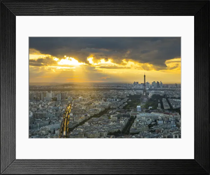 Framed Print : Eiffel Tower, Paris, France