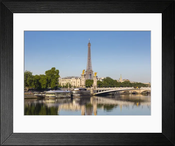 Framed Print : Eiffel Tower, Paris, France Framed Print : Eiffel Tower, Paris, France