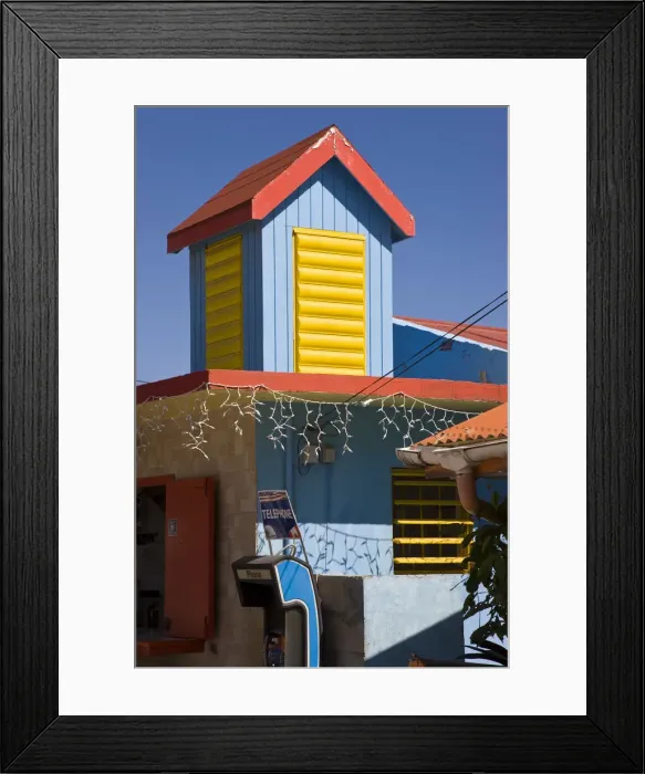 Framed Print : Caribbean, French West Indies, Saint Martin, colourful building in Grand-Case Framed Print : Caribbean, French West Indies, Saint Martin, colourful building in Grand-Case