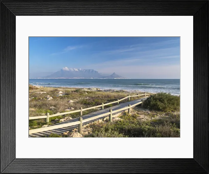 Framed Print : View of Table Mountain from Bloubergstrand, Cape Town, Western Cape, South Africa Framed Print : View of Table Mountain from Bloubergstrand, Cape Town, Western Cape, South Africa
