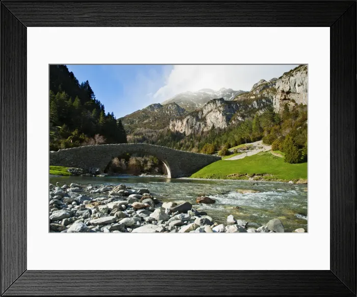 Framed Print : Medieval bridge in Bujaruelo. Ordesa y Monte Perdido National Park, Pyrenees, Spain Framed Print : Medieval bridge in Bujaruelo. Ordesa y Monte Perdido National Park, Pyrenees, Spain