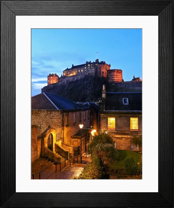 Framed Print : UK, Scotland, Lothian, Edinburgh, Twilight view of the Old Town and the Castle Framed Print : UK, Scotland, Lothian, Edinburgh, Twilight view of the Old Town and the Castle