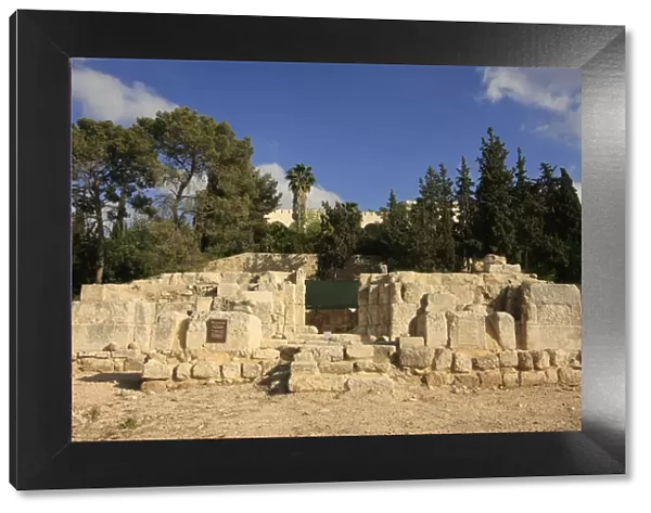 Israel, Shephelah, ruins of a Byzantine-Crusader basilica at Emmaus-Nicopolis
