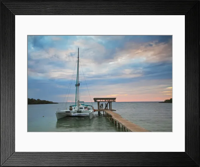 Framed Print : Honduras, Bay Islands, Roatan, Half Moon Bay Framed Print : Honduras, Bay Islands, Roatan, Half Moon Bay