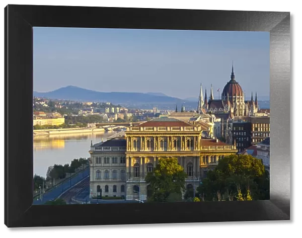 Hungarian Parliament Building & The River Danube, Budapest, Hungary