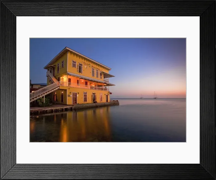Framed Print : Honduras, Bay Islands, Utila, Cafe Mariposa Framed Print : Honduras, Bay Islands, Utila, Cafe Mariposa