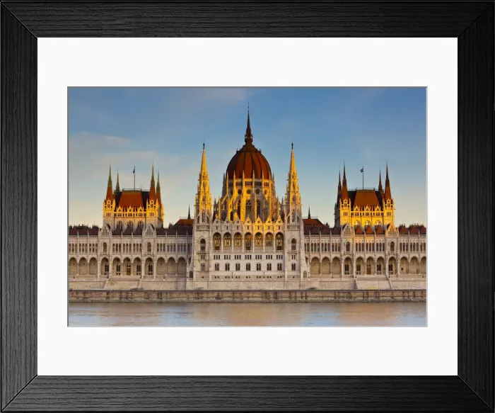 Framed Print : Hungarian Parliamnet Building, Budapest, Hungary Framed Print : Hungarian Parliamnet Building, Budapest, Hungary