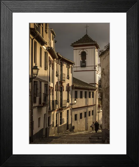 Framed Print : Picturesque sunset view of a street in the Albayzin district, Granada, Andalusia, Spain Framed Print : Picturesque sunset view of a street in the Albayzin district, Granada, Andalusia, Spain