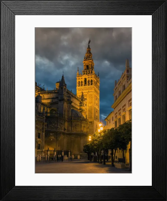 Framed Print : Night view of the Giralda bell tower, Seville, Andalusia, Spain Framed Print : Night view of the Giralda bell tower, Seville, Andalusia, Spain