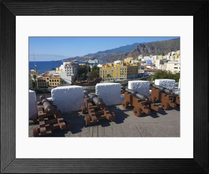 Framed Print : Cannons, Castillo de la Virgen in Santa Cruz de La Palma, La Palma, Canaries, Spain Framed Print : Cannons, Castillo de la Virgen in Santa Cruz de La Palma, La Palma, Canaries, Spain