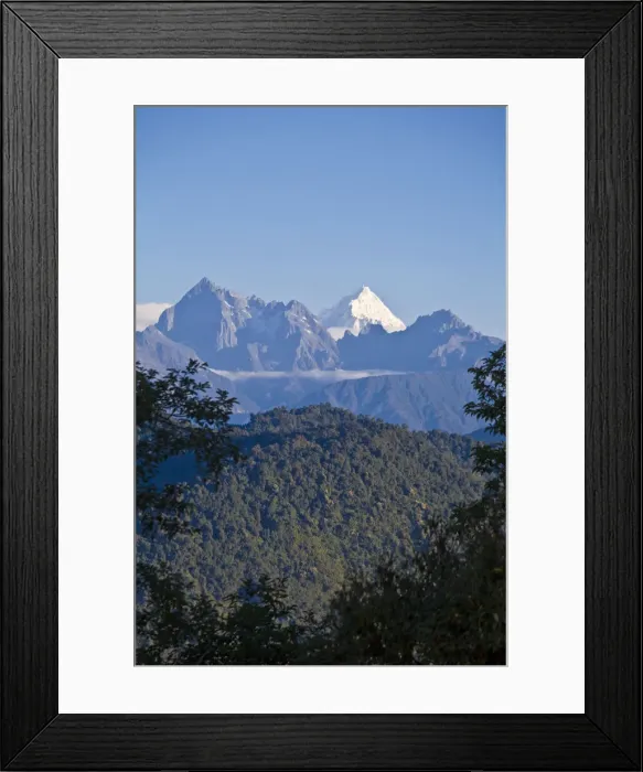 Framed Print : India, Sikkim, Ravangla (Rabongla), Ralang, Kanchenjunga range Framed Print : India, Sikkim, Ravangla (Rabongla), Ralang, Kanchenjunga range