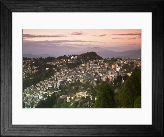 Framed Print : India, West Bengal, Darjeeling Framed Print : India, West Bengal, Darjeeling