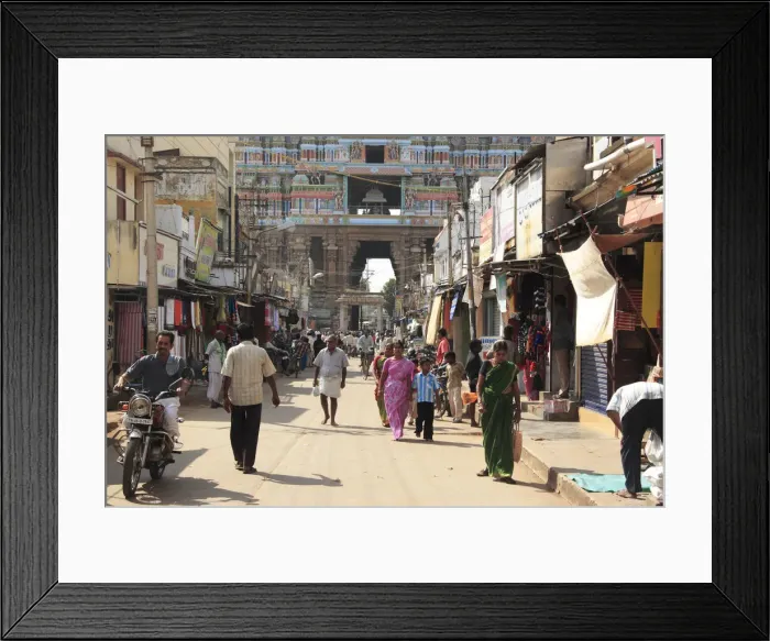Framed Print : Srirangam Vishnu Temple complex, Tamil Nadu, India Framed Print : Srirangam Vishnu Temple complex, Tamil Nadu, India
