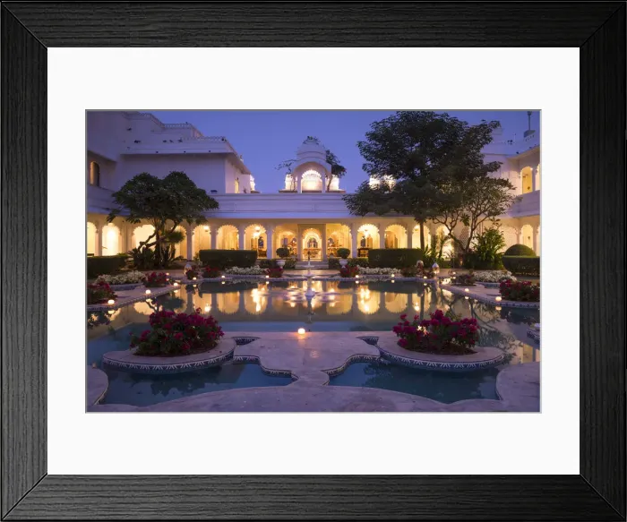 Framed Print : Lily pond at the Taj Lake Palace (a film location for the James Bond film Octopussy) Framed Print : Lily pond at the Taj Lake Palace (a film location for the James Bond film Octopussy)