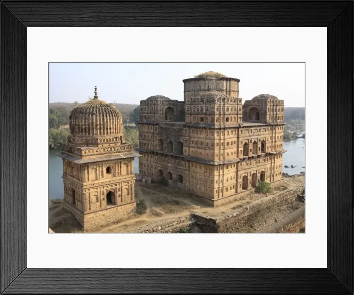 Framed Print : Chhatris (Royal cenotaphs), Orchha, Madhya Pradesh, India Framed Print : Chhatris (Royal cenotaphs), Orchha, Madhya Pradesh, India