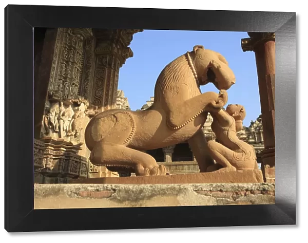 Lion Yali & sardula, Mahadeva Hindu temple, UNESCO World Heritage site, Khadjuraho