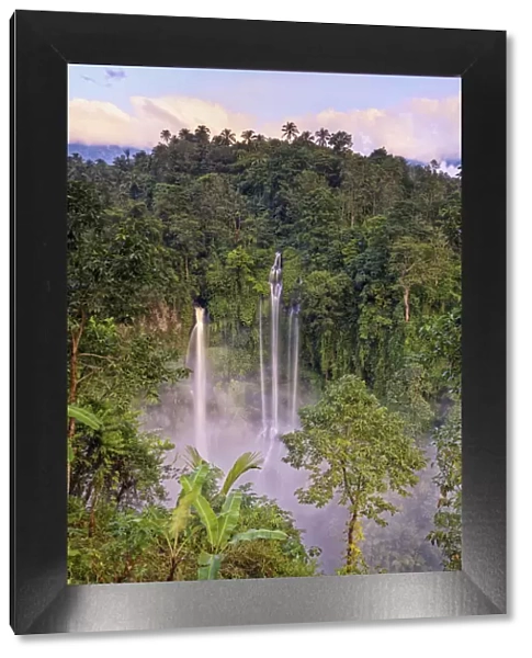 Indonesia, Bali, Sekumpul Waterfall