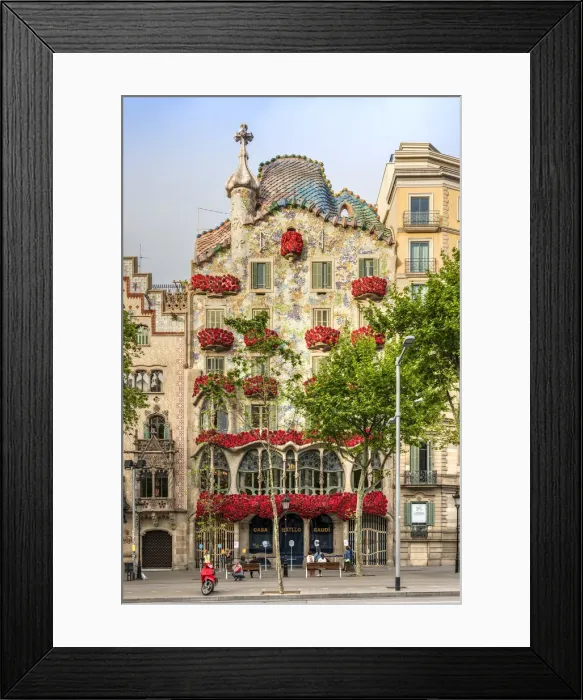 Framed Print : Casa Batllo adorned with roses to celebrate La Diada de Sant Jordi or Saint George s Framed Print : Casa Batllo adorned with roses to celebrate La Diada de Sant Jordi or Saint George s