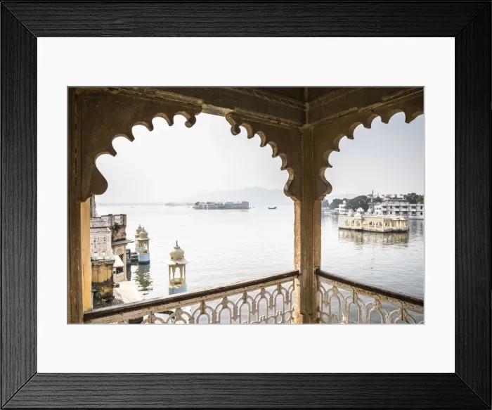 Framed Print : Taj Lake Palace from the Bagore Ki Haveli Museum, Lake Pichola, Udaipur, Rajasthan, India