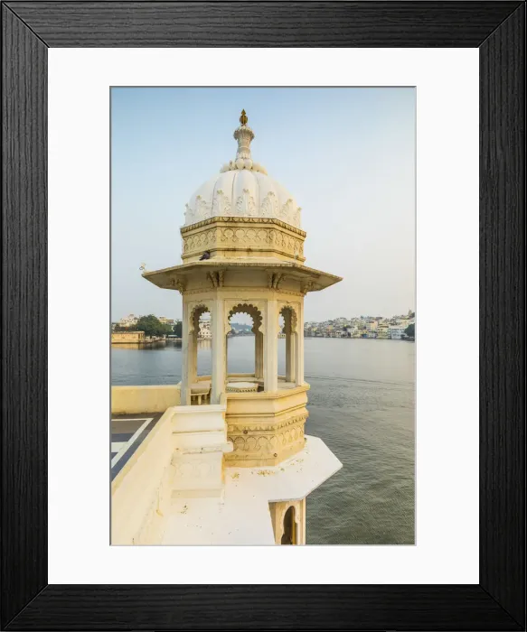 Framed Print : Taj Lake Palace, Lake Pichola, Udaipur, Rajasthan, India Framed Print : Taj Lake Palace, Lake Pichola, Udaipur, Rajasthan, India