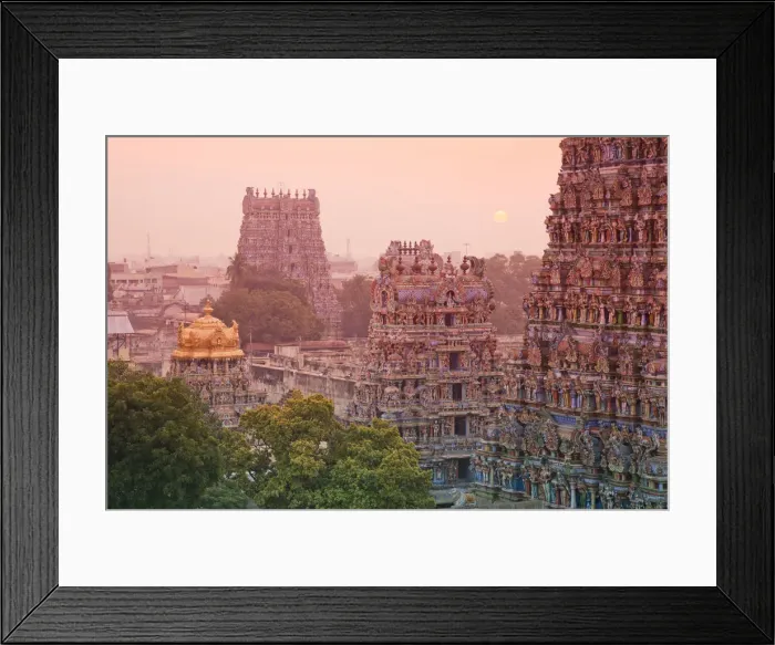 Framed Print : Sri Meenakshi Temple, sunset, Madurai, Tamil Nadu, India Framed Print : Sri Meenakshi Temple, sunset, Madurai, Tamil Nadu, India